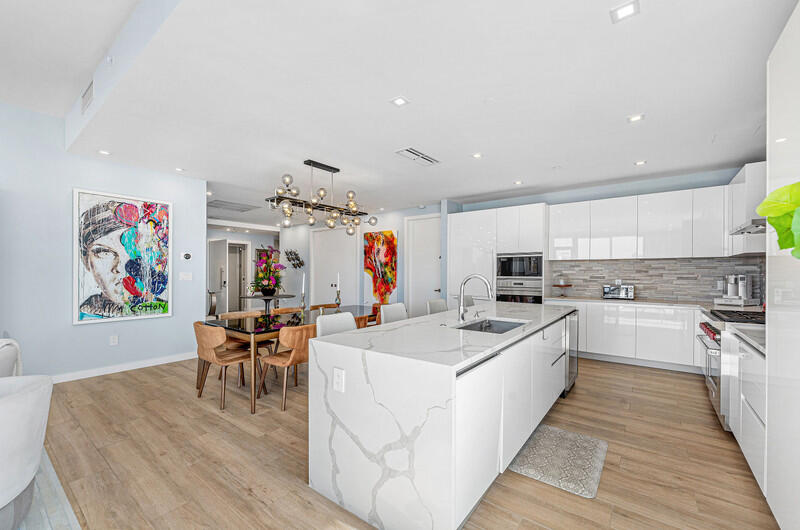 41 Isle Of Venice #Ph 502 Fort Lauderdale, FL 33301