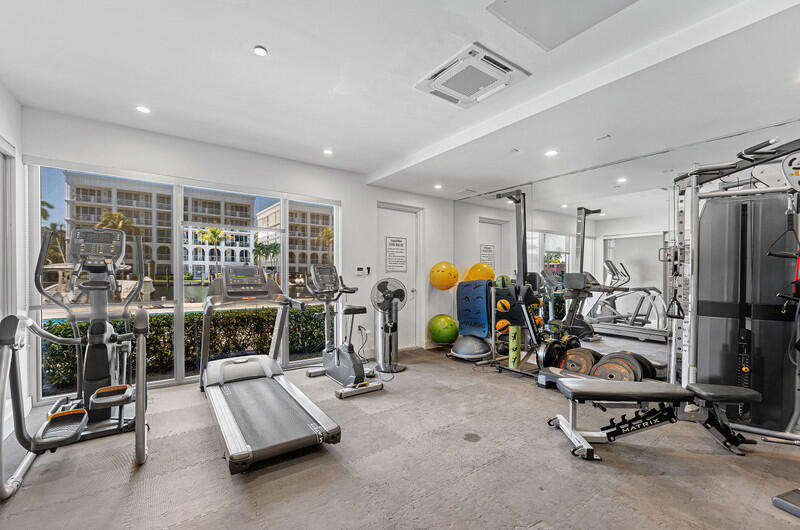 41 Isle Of Venice #Ph 502 Fort Lauderdale, FL 33301