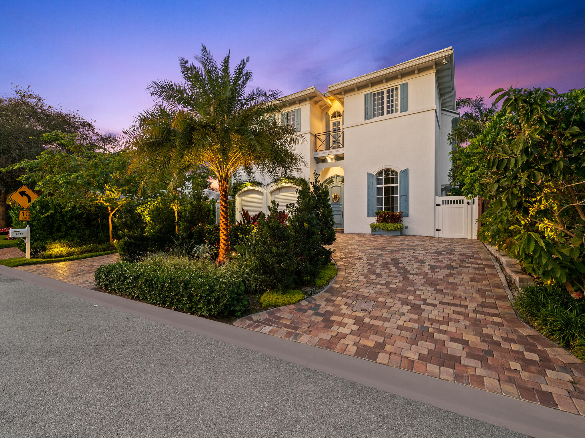 1025 Vista Del Mar Delray Beach, FL 33483