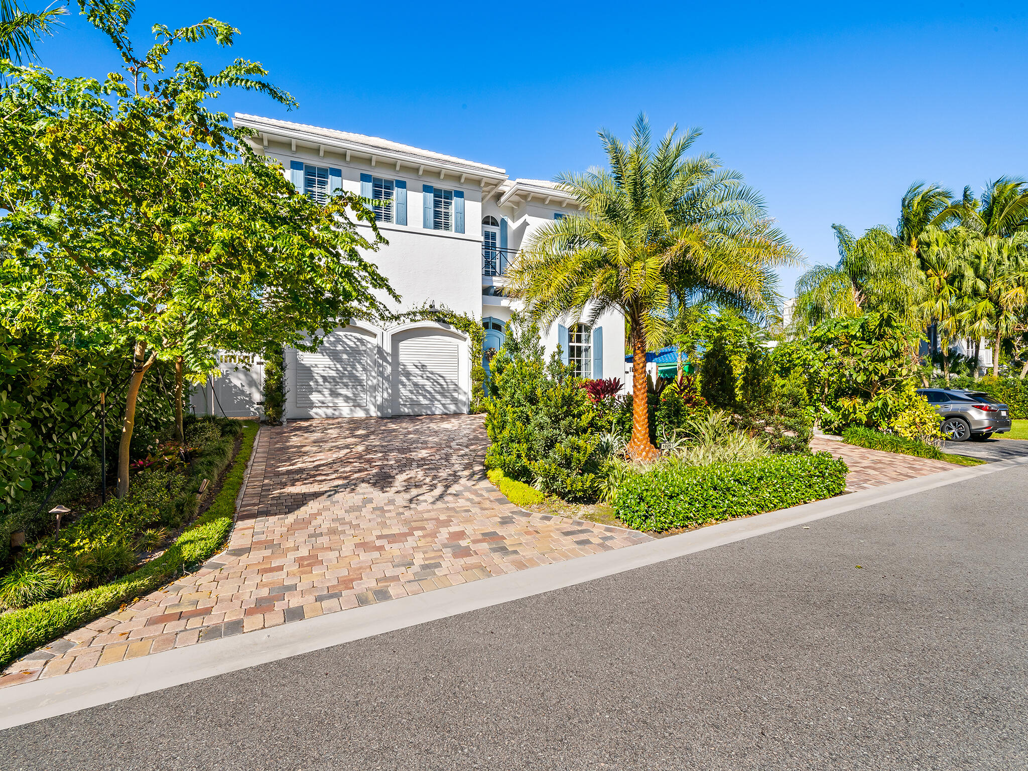 1025 Vista Del Mar Delray Beach, FL 33483