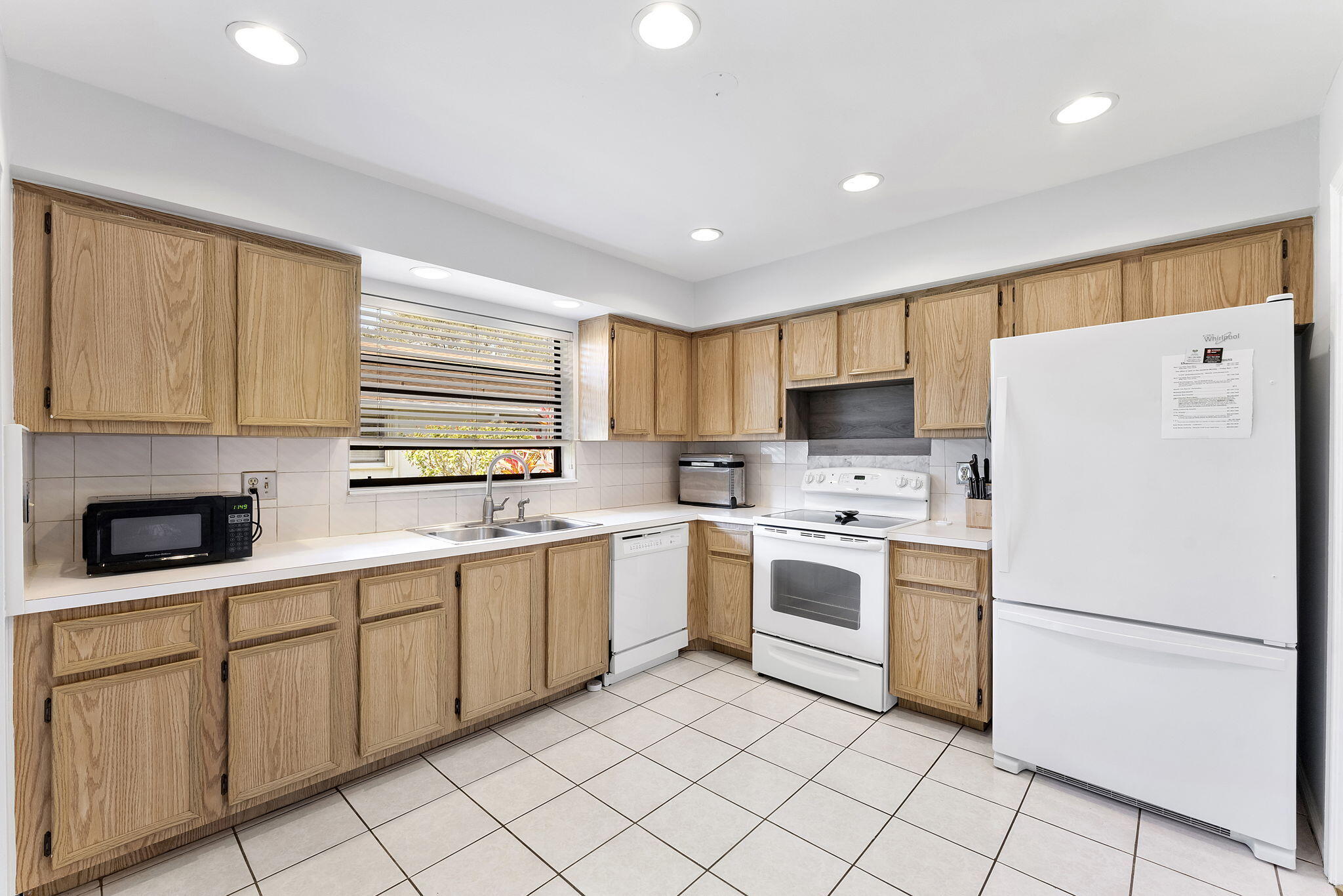 9860 Pecan Tree #A Boynton Beach, FL 33436