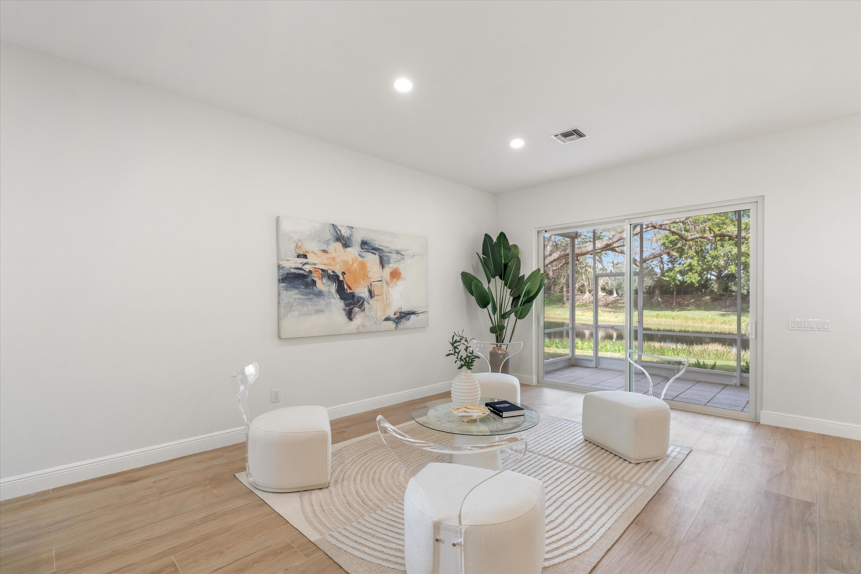 7585 Las Cruces Boynton Beach, FL 33437