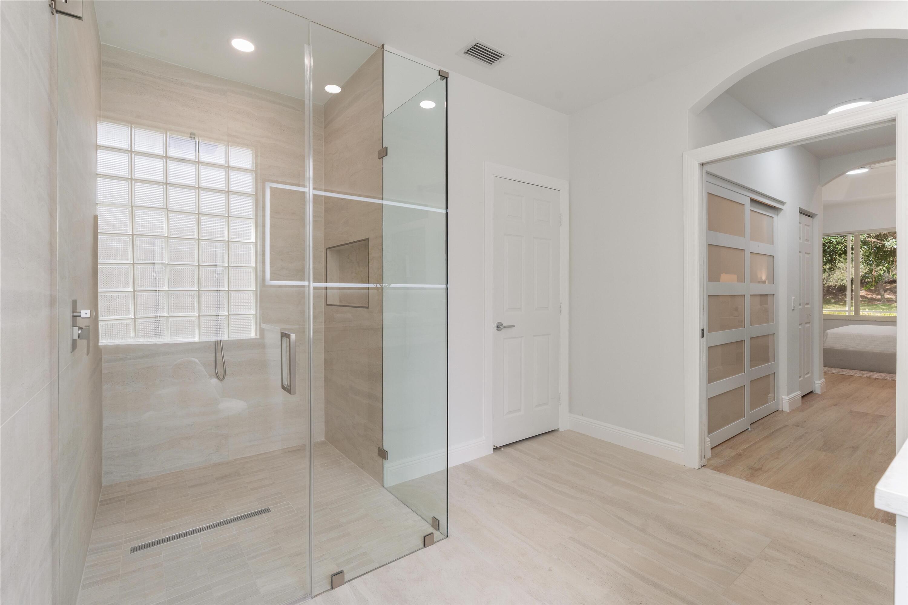 7585 Las Cruces Boynton Beach, FL 33437