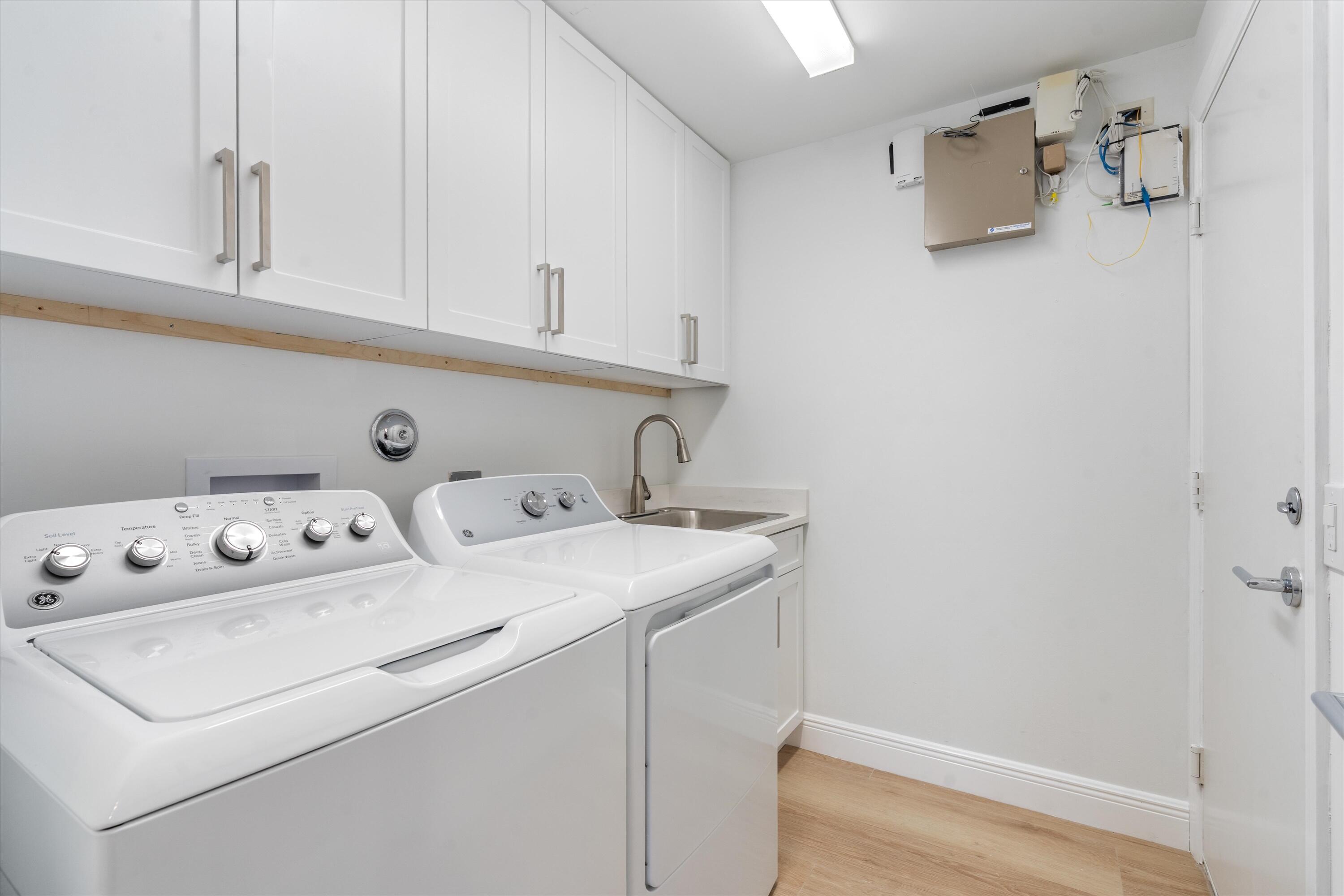 7585 Las Cruces Boynton Beach, FL 33437