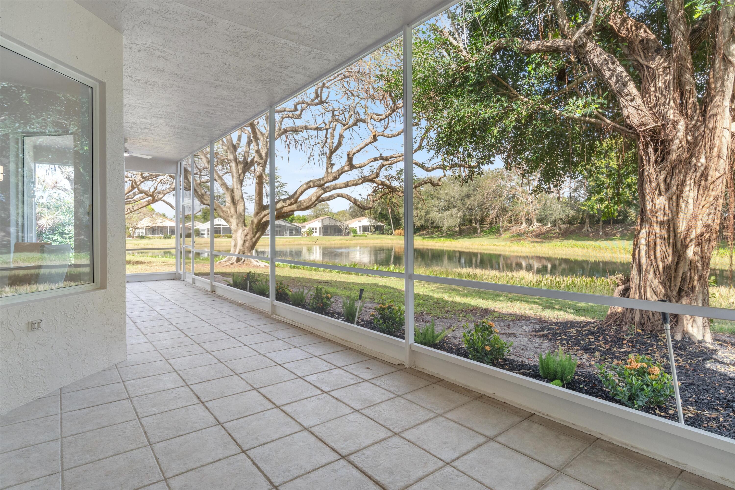 7585 Las Cruces Boynton Beach, FL 33437