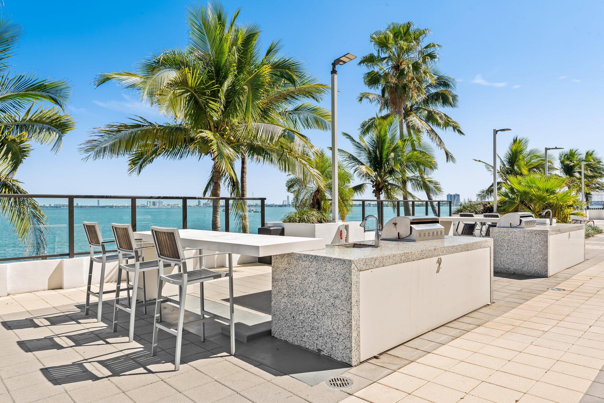 image Charter Club15