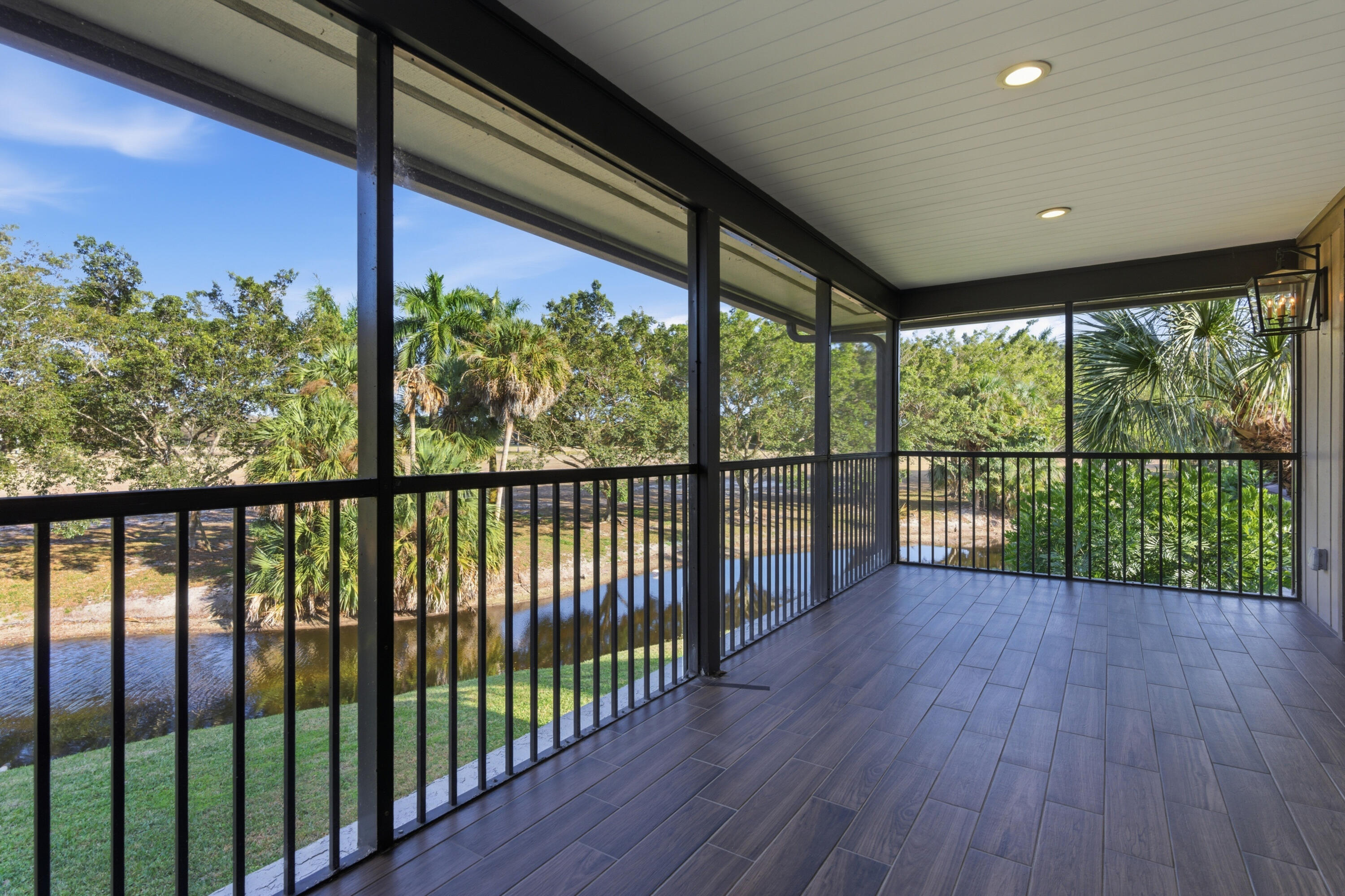 2810 Polo Is #C202 Wellington, FL 33414