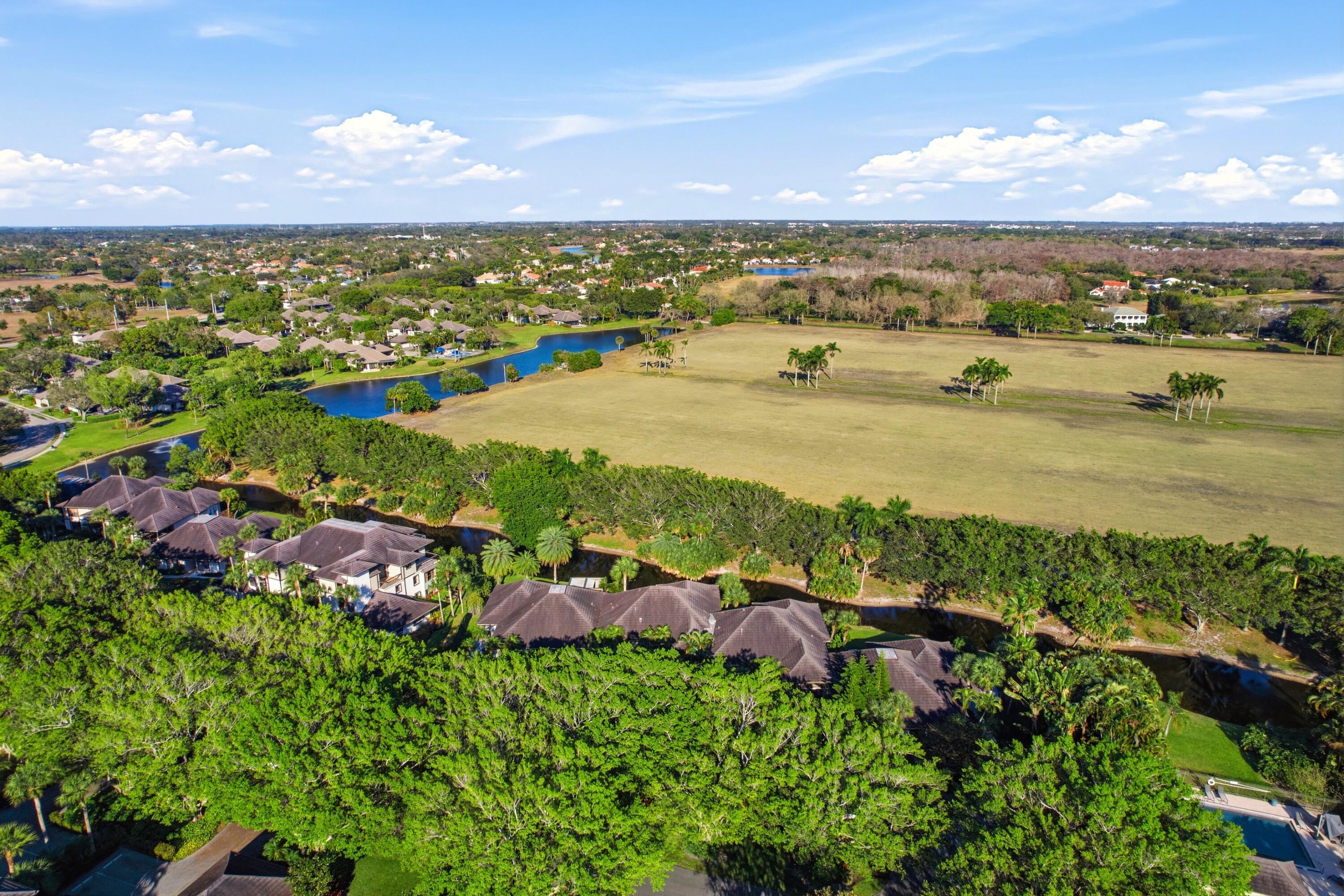 2810 Polo Is #C202 Wellington, FL 33414