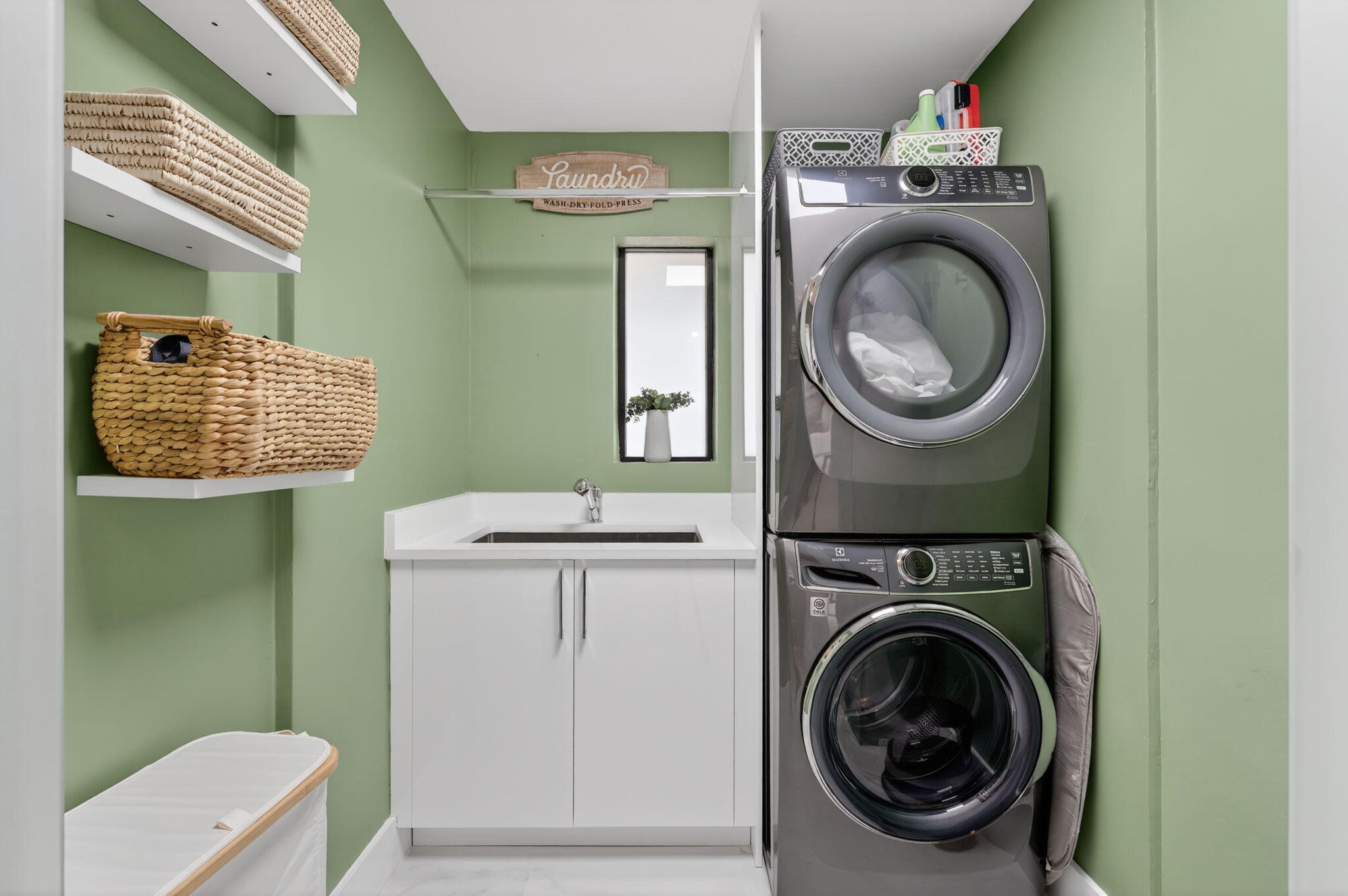 2648 NE 37th Fort Lauderdale, FL 33308