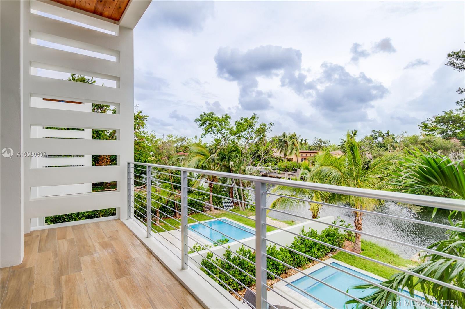 4891 University Dr #4891 Coral Gables, FL 33146