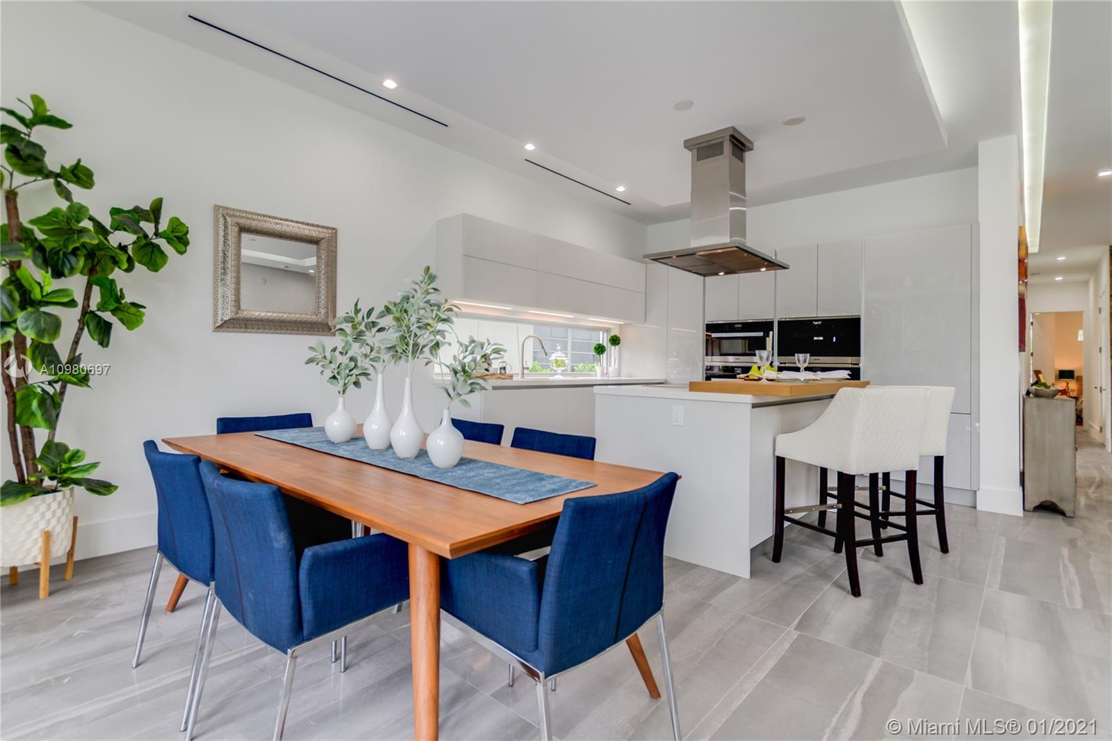 4891 University Dr #4891 Coral Gables, FL 33146