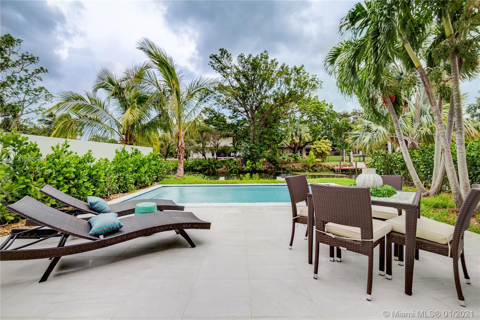 4891 University Dr #4891 Coral Gables, FL 33146