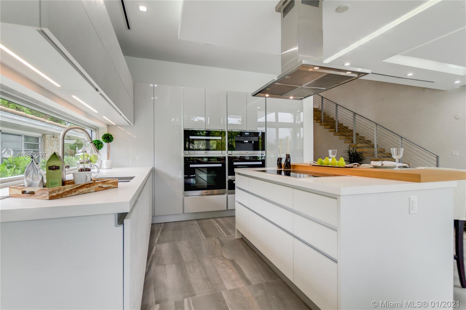 4891 University Dr #4891 Coral Gables, FL 33146