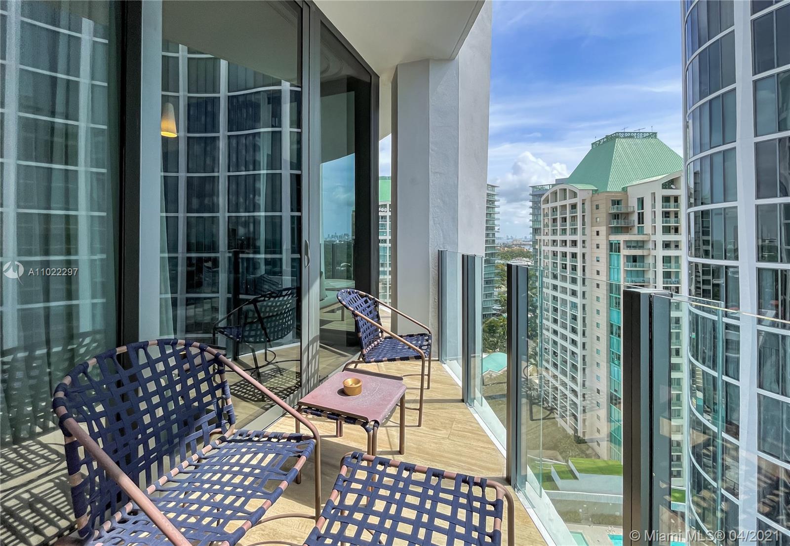 2831 S Bayshore Dr #1904 Miami, FL 33133