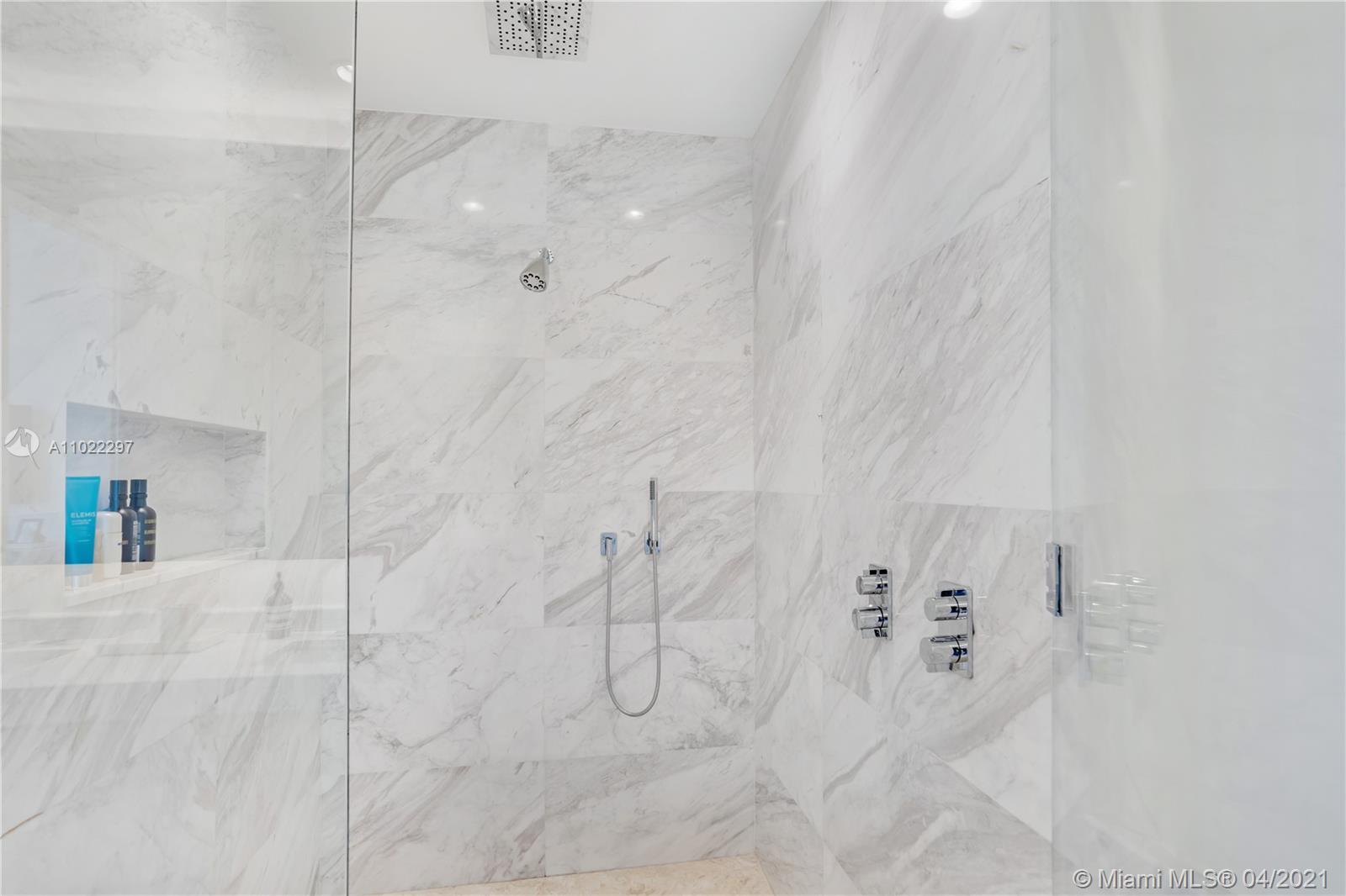 2831 S Bayshore Dr #1904 Miami, FL 33133