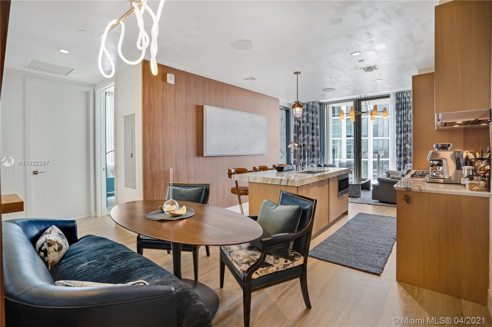 2831 S Bayshore Dr #1904 Miami, FL 33133