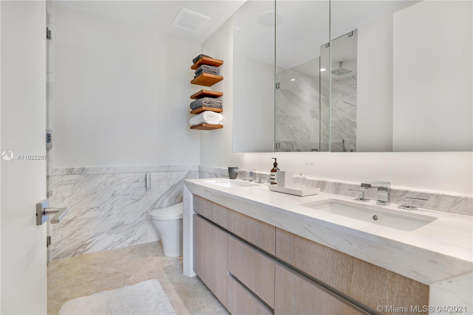 2831 S Bayshore Dr #1904 Miami, FL 33133