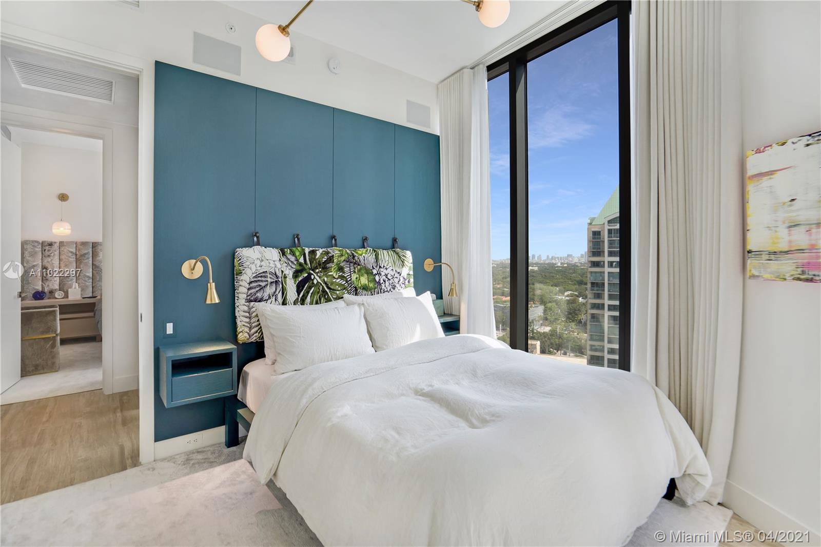 2831 S Bayshore Dr #1904 Miami, FL 33133