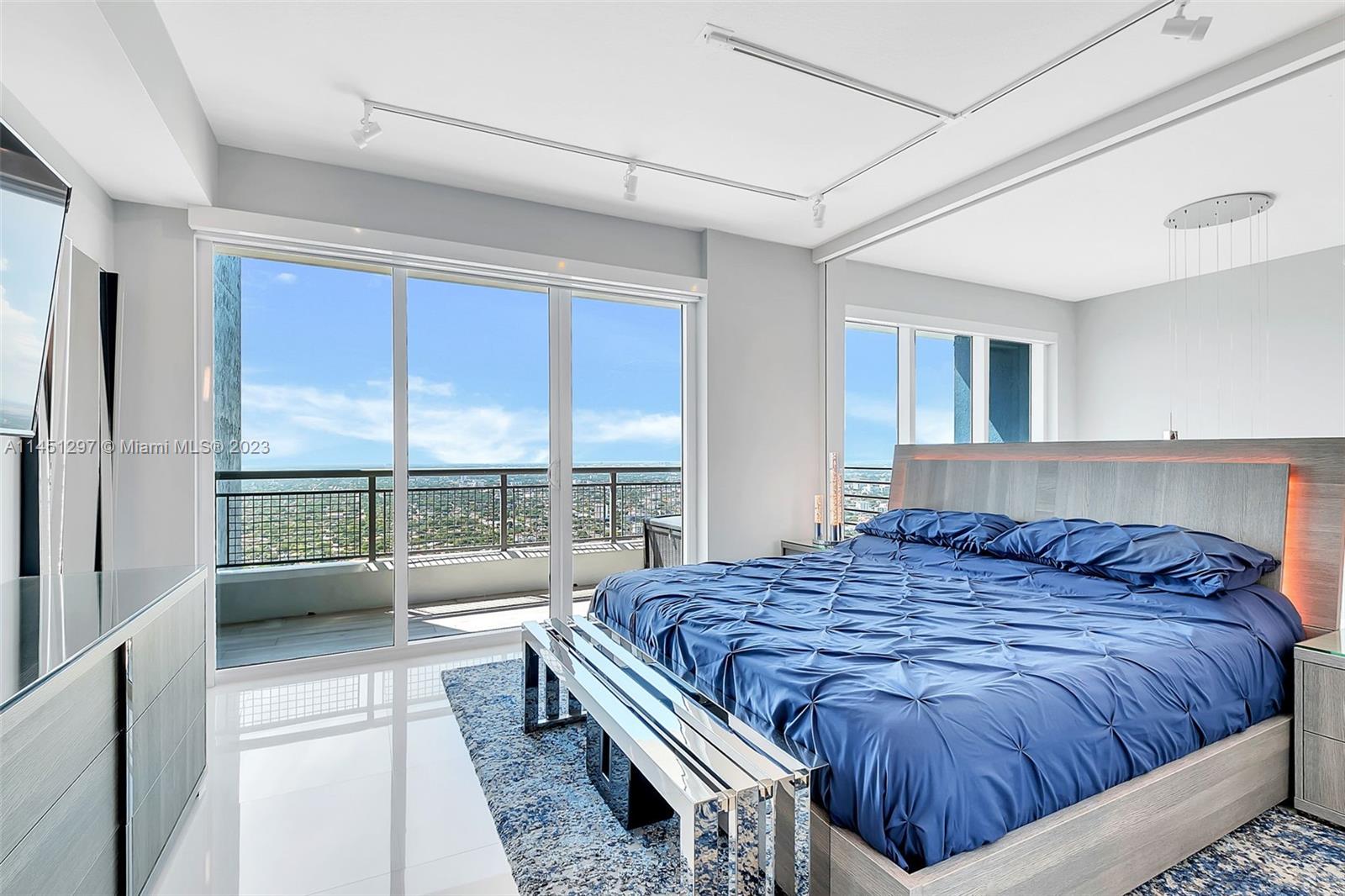 image Infinity at Brickell14