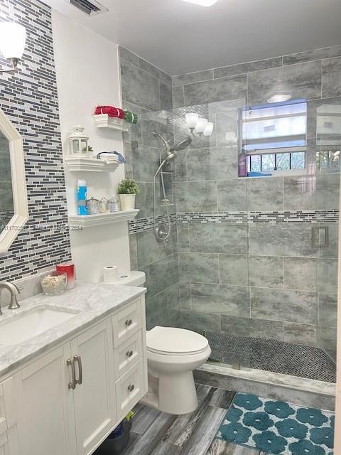 161 NW 35th St Miami, FL 33127