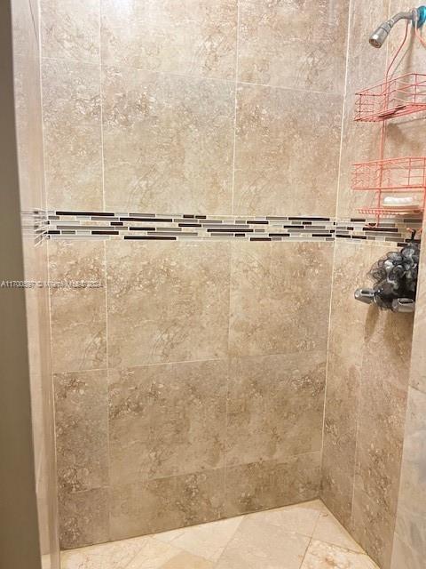 161 NW 35th St Miami, FL 33127