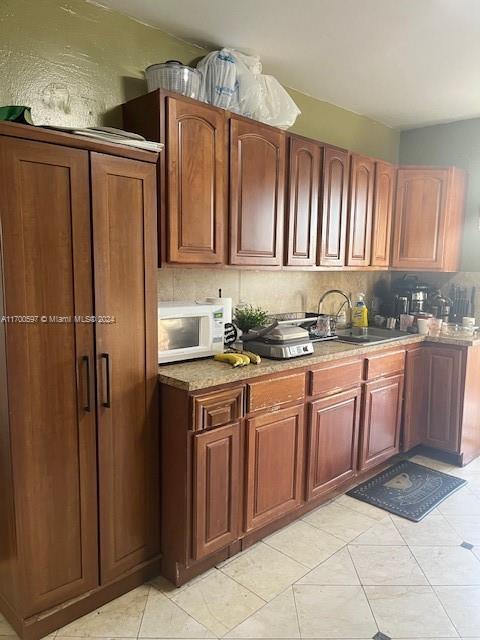 161 NW 35th St Miami, FL 33127