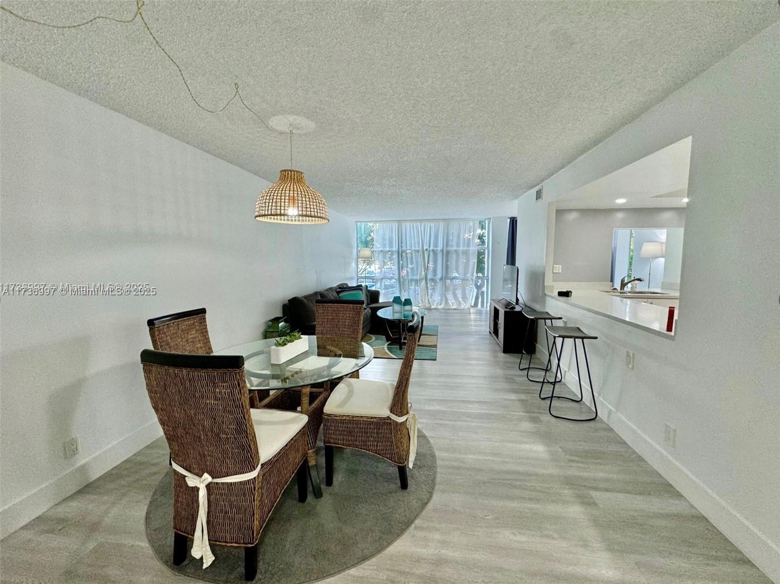 1000 Parkview Dr #202 Hallandale Beach, FL 33009