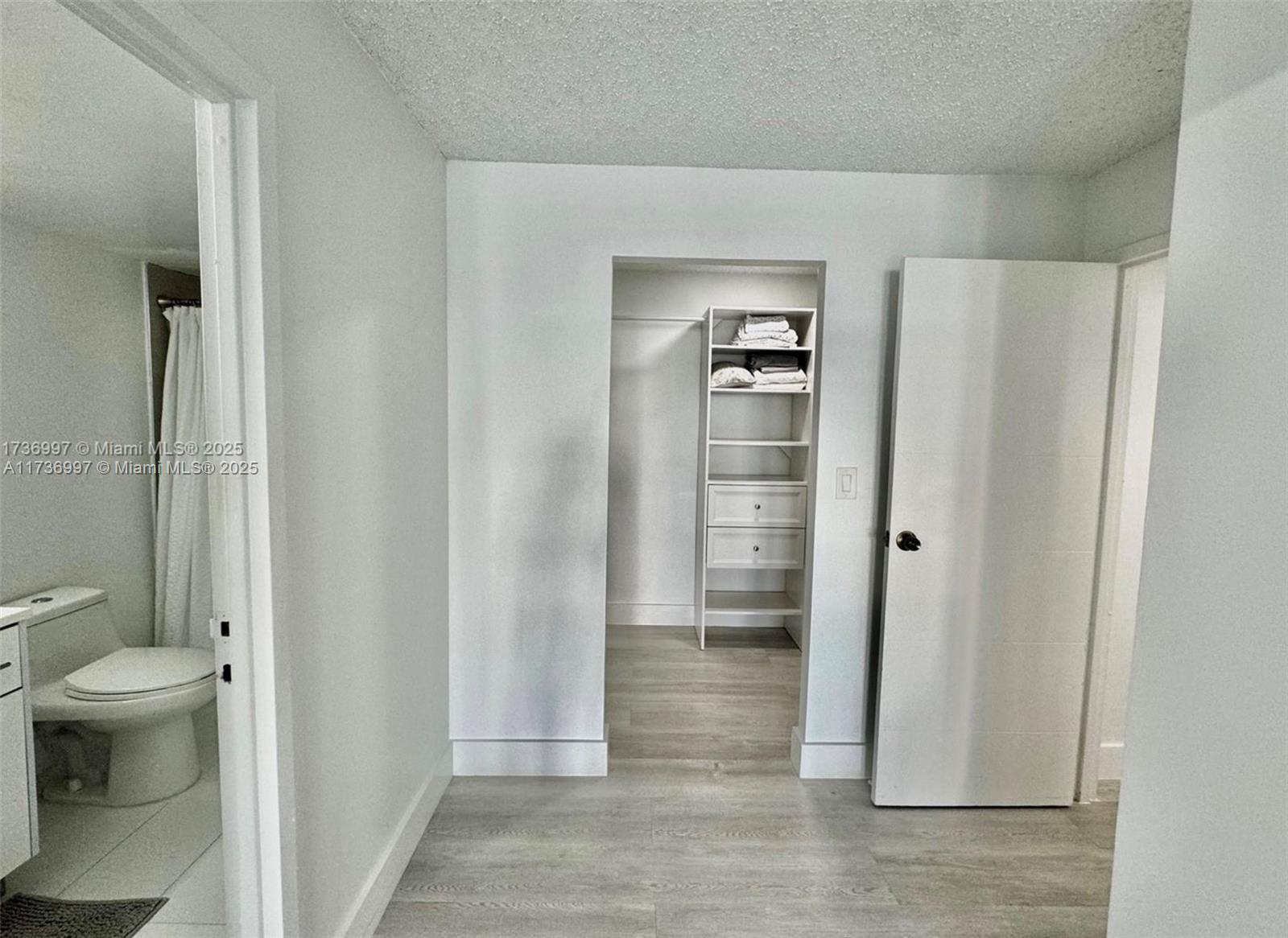 1000 Parkview Dr #202 Hallandale Beach, FL 33009