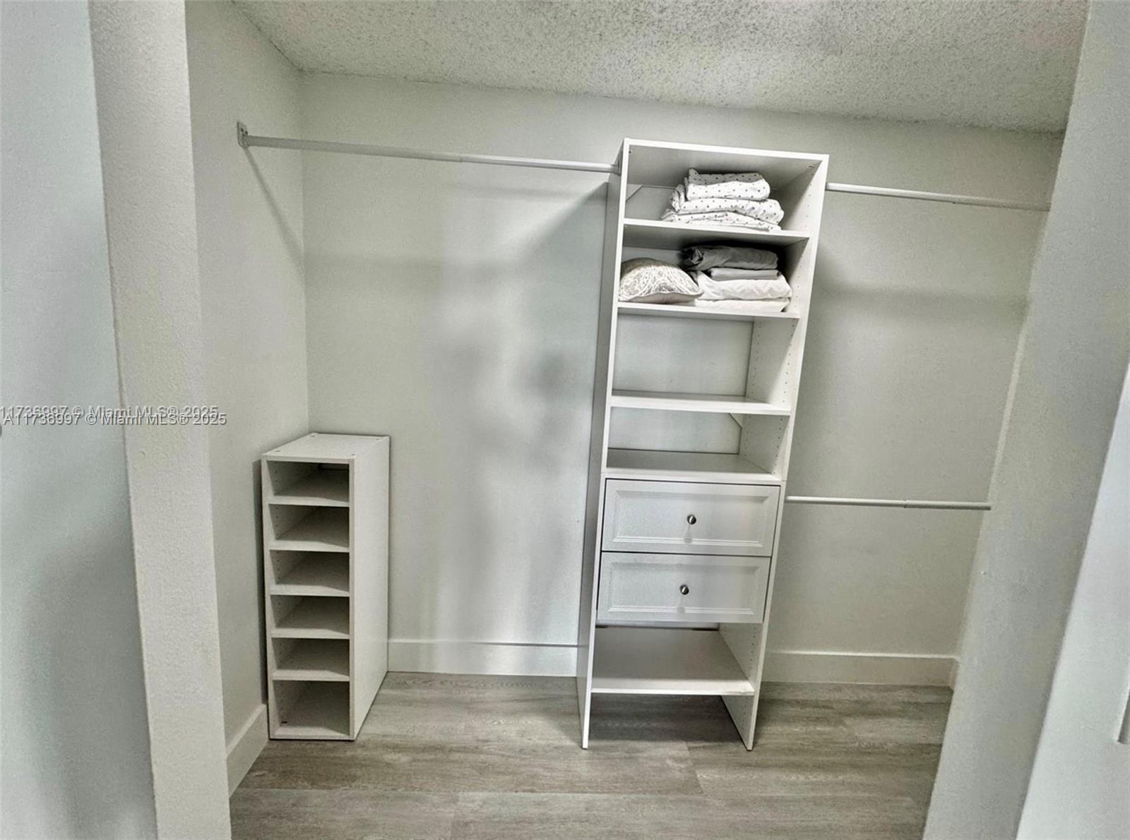 1000 Parkview Dr #202 Hallandale Beach, FL 33009