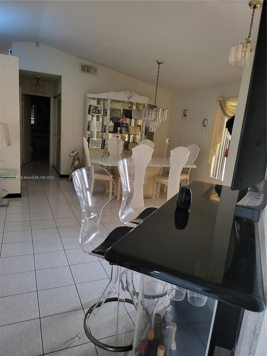 6771 NW 199th Ter Hialeah, FL 33015