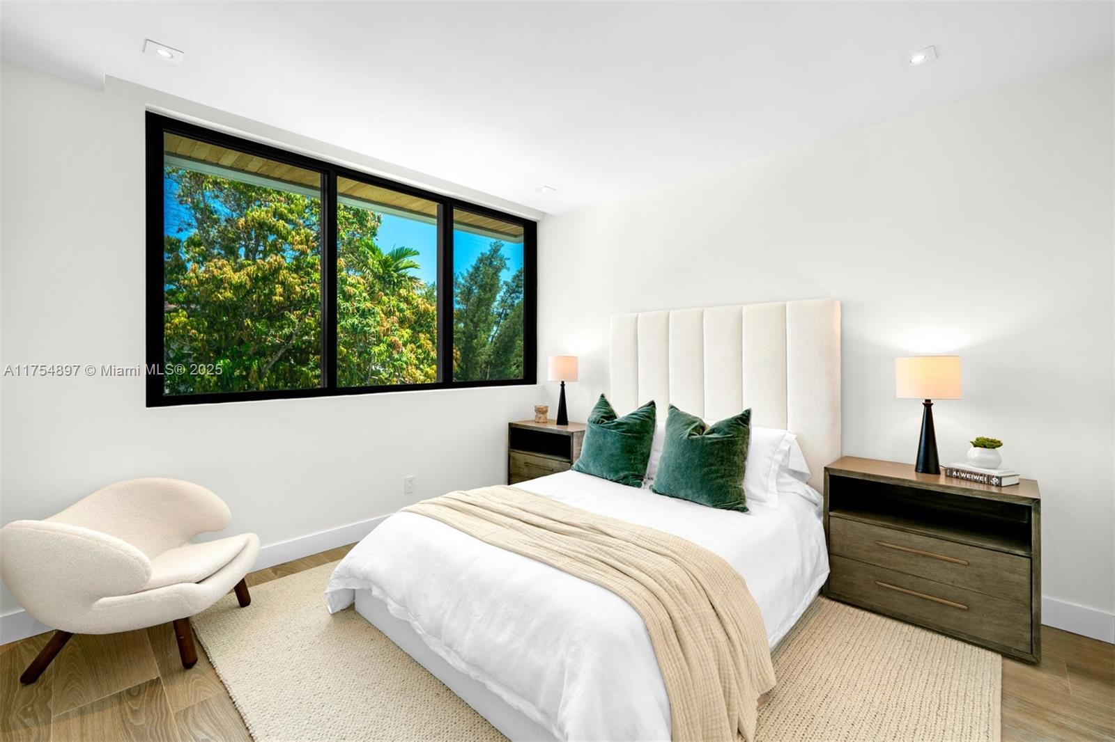 4425 Adams Ave Miami Beach, FL 33140