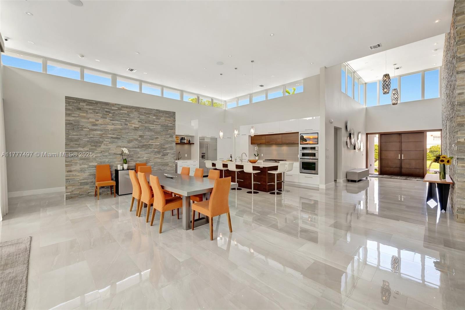 907 Diplomat Pkwy Hallandale Beach, FL 33009 907 Diplomat Pkwy Hallandale Beach, FL 33009