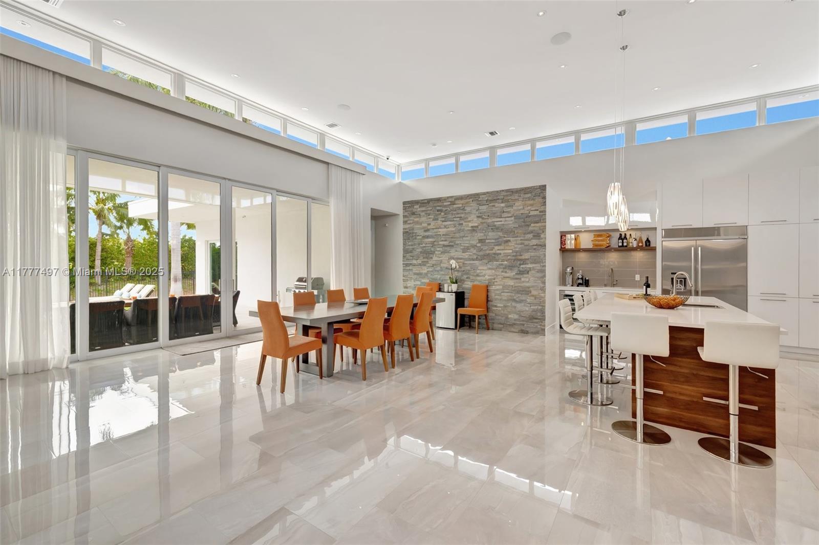 907 Diplomat Pkwy Hallandale Beach, FL 33009 907 Diplomat Pkwy Hallandale Beach, FL 33009