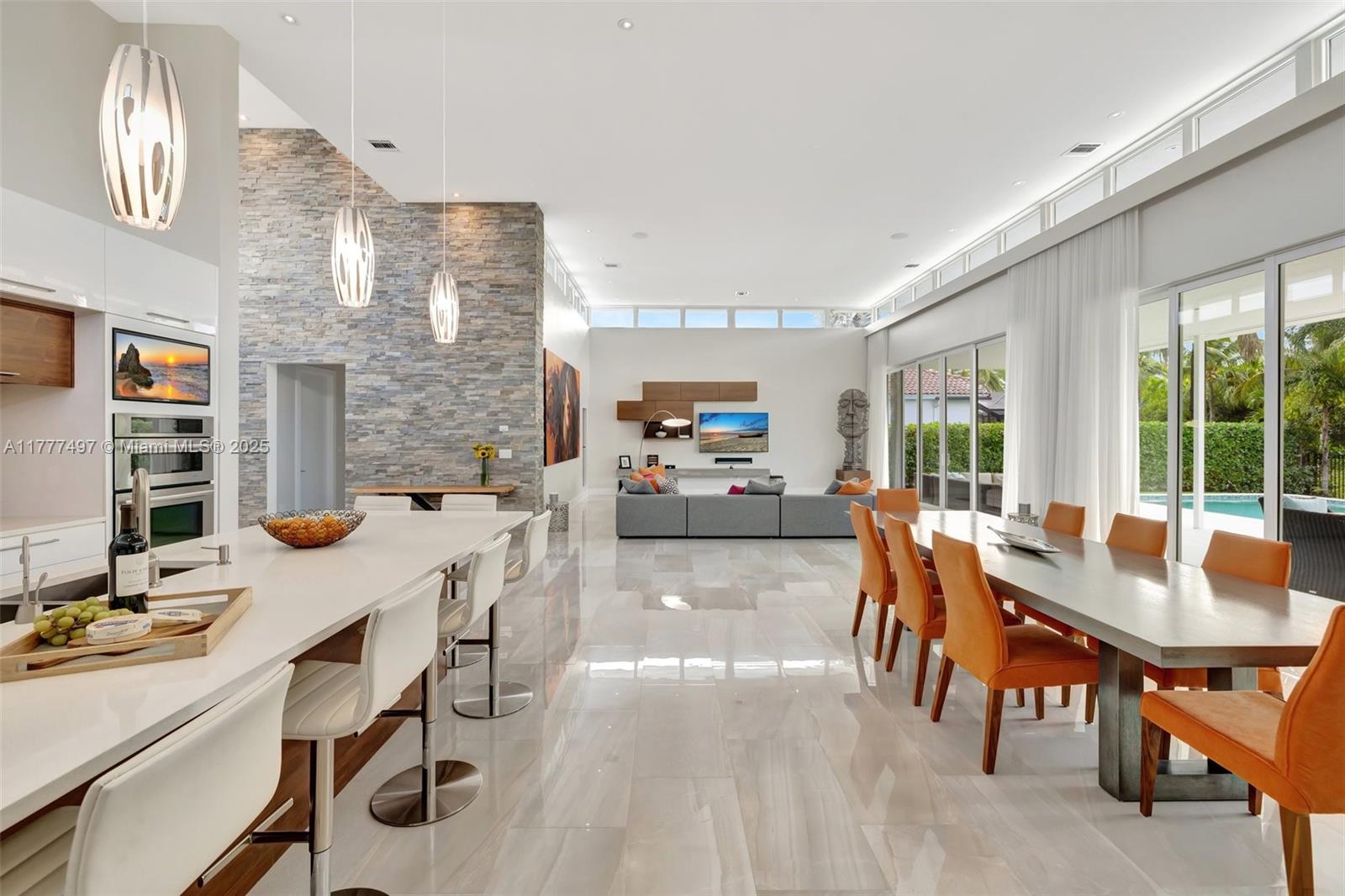 907 Diplomat Pkwy Hallandale Beach, FL 33009 907 Diplomat Pkwy Hallandale Beach, FL 33009