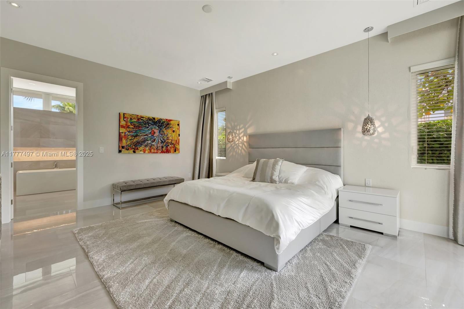 907 Diplomat Pkwy Hallandale Beach, FL 33009 907 Diplomat Pkwy Hallandale Beach, FL 33009