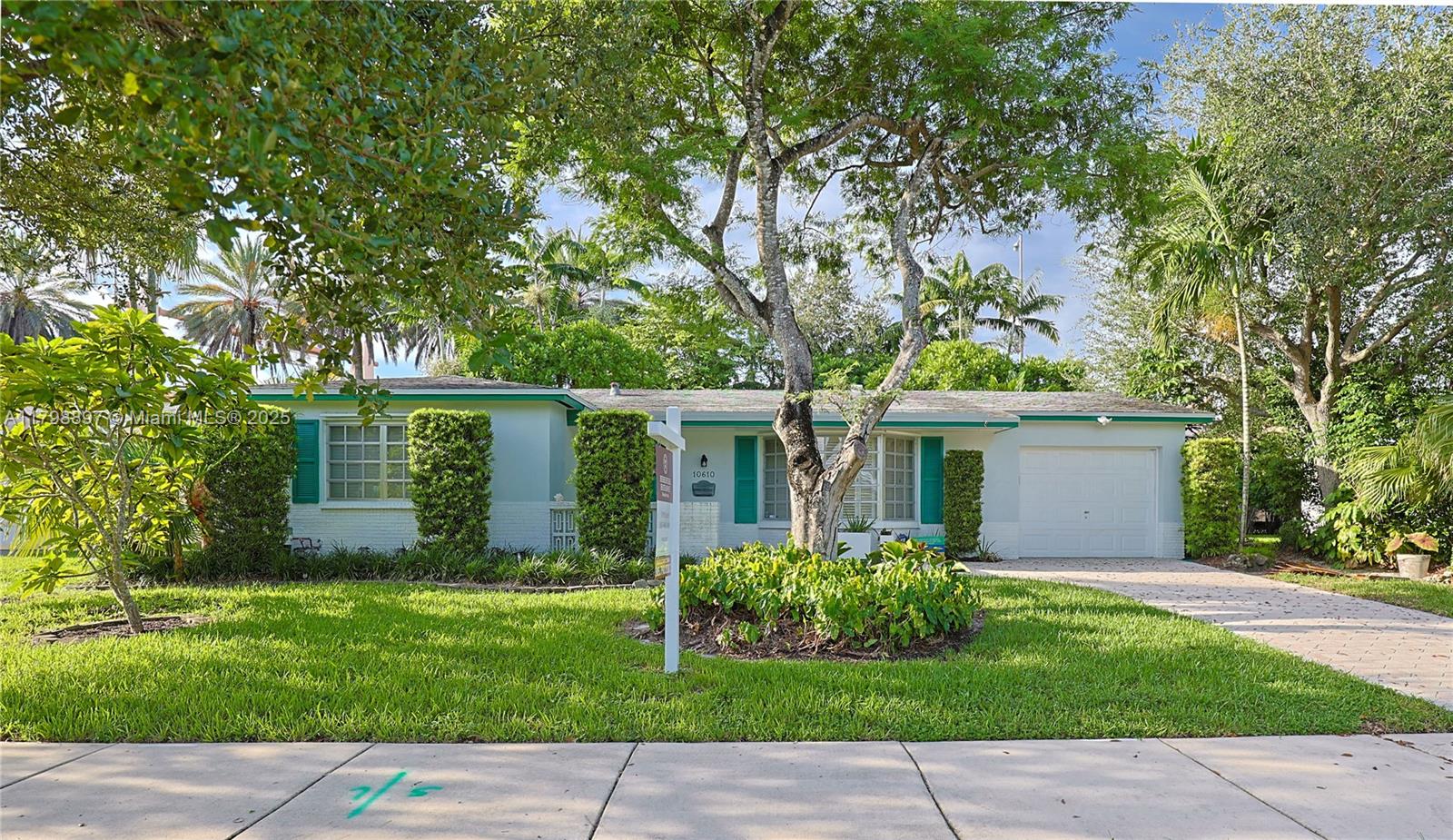 10610 SW 103rd St Miami, FL 33176