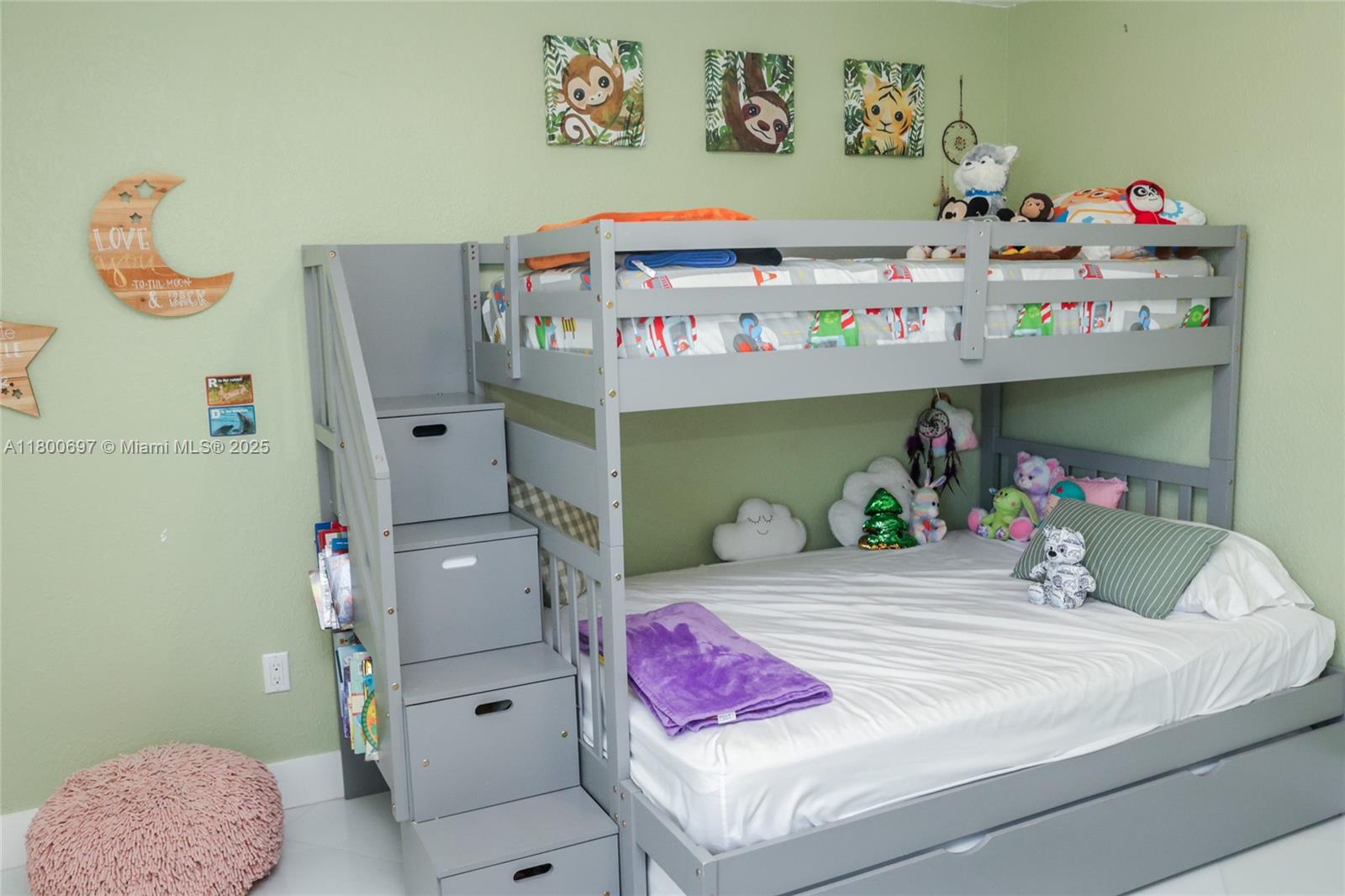 13561 SW 98th Pl,Miami, FL 33176