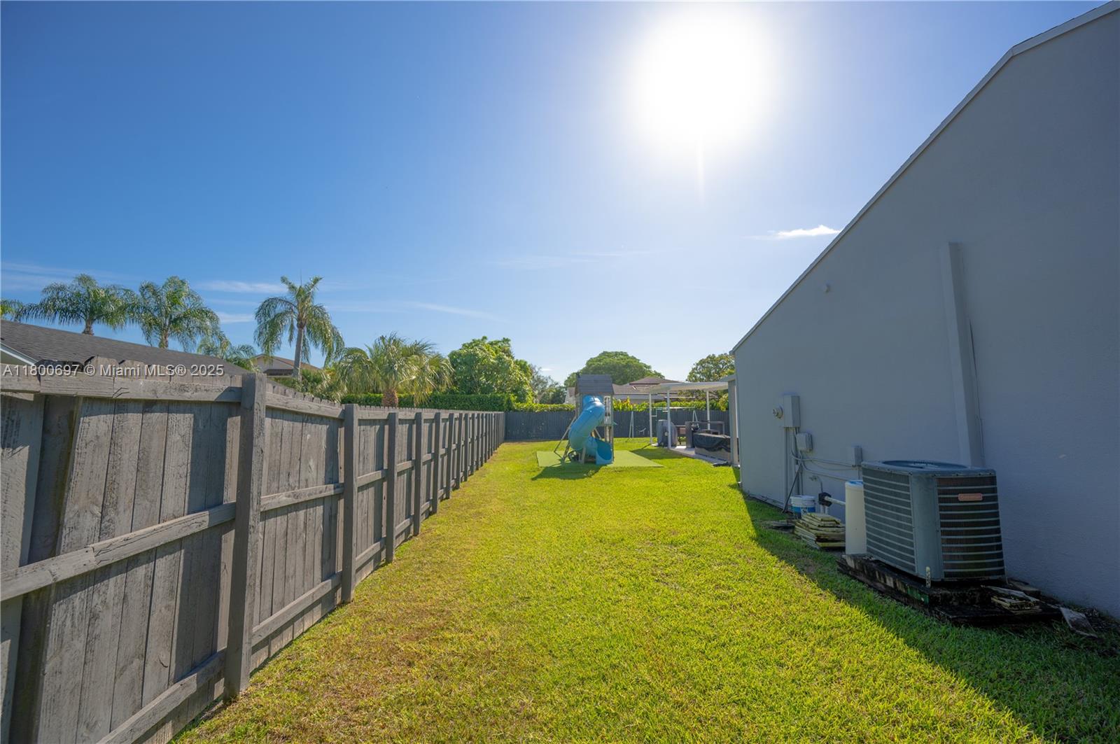 13561 SW 98th Pl,Miami, FL 33176