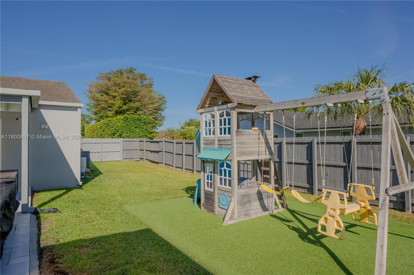 13561 SW 98th Pl,Miami, FL 33176