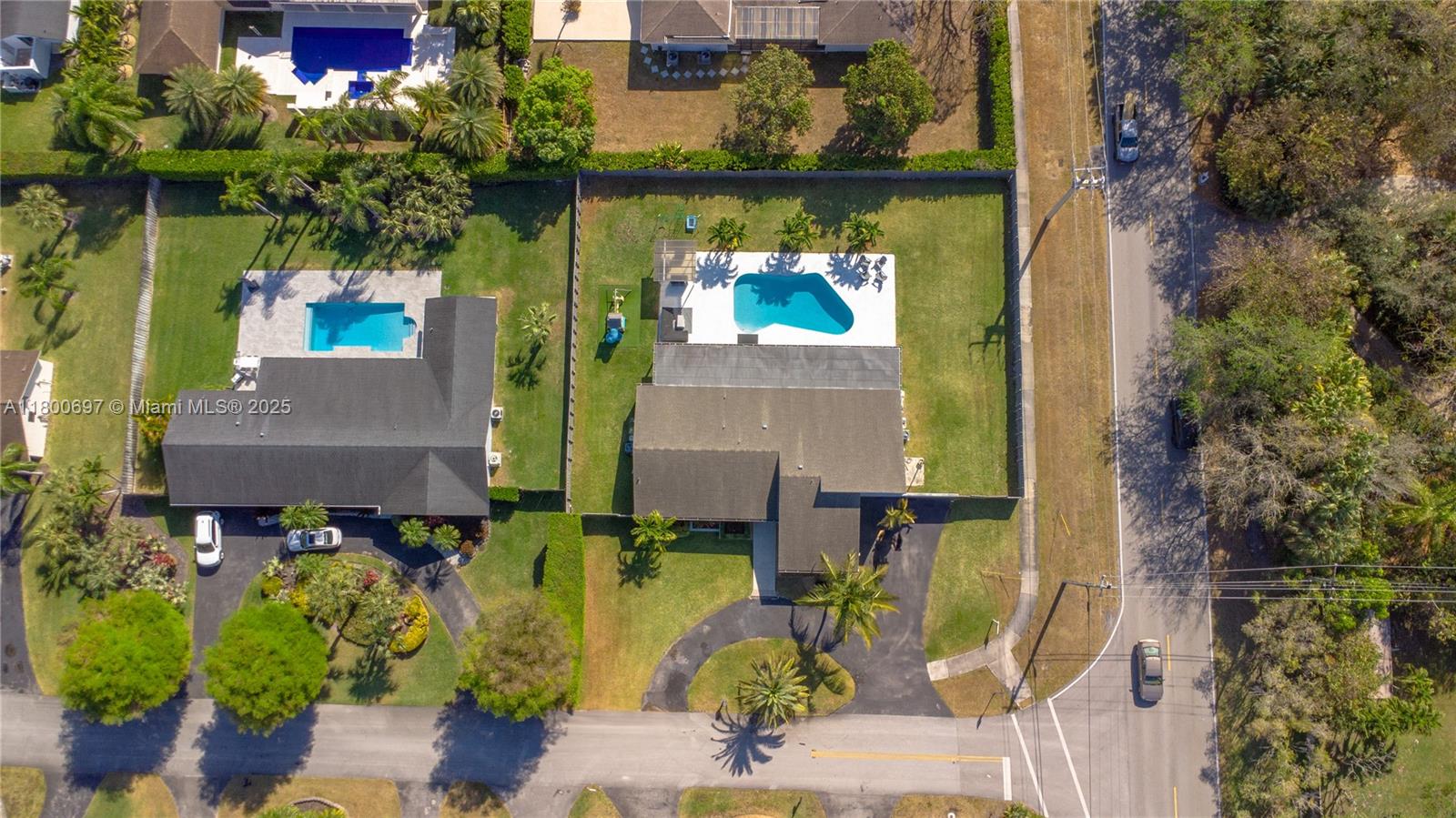 13561 SW 98th Pl,Miami, FL 33176