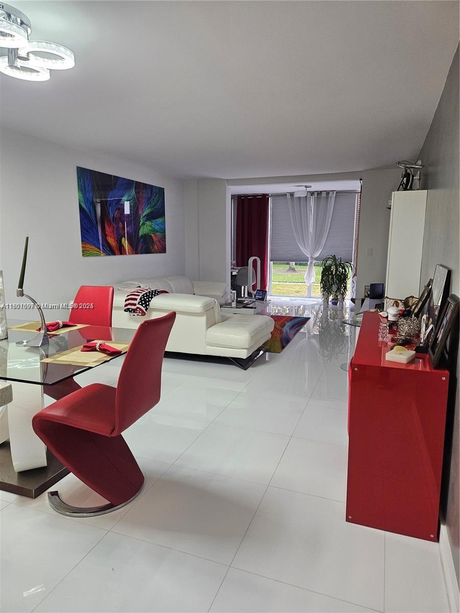 619 NE 14th Ave #106,Hallandale Beach, FL 33009