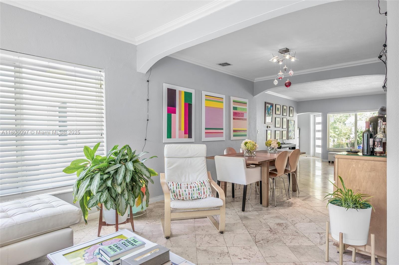 9057 Emerson Ave Surfside, FL 33154