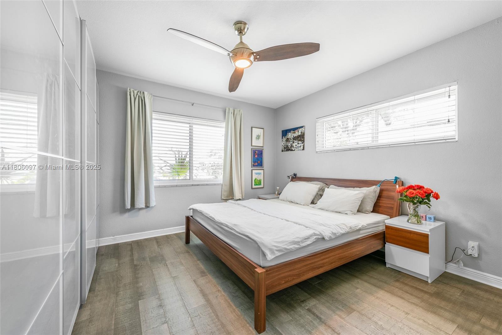 9057 Emerson Ave Surfside, FL 33154