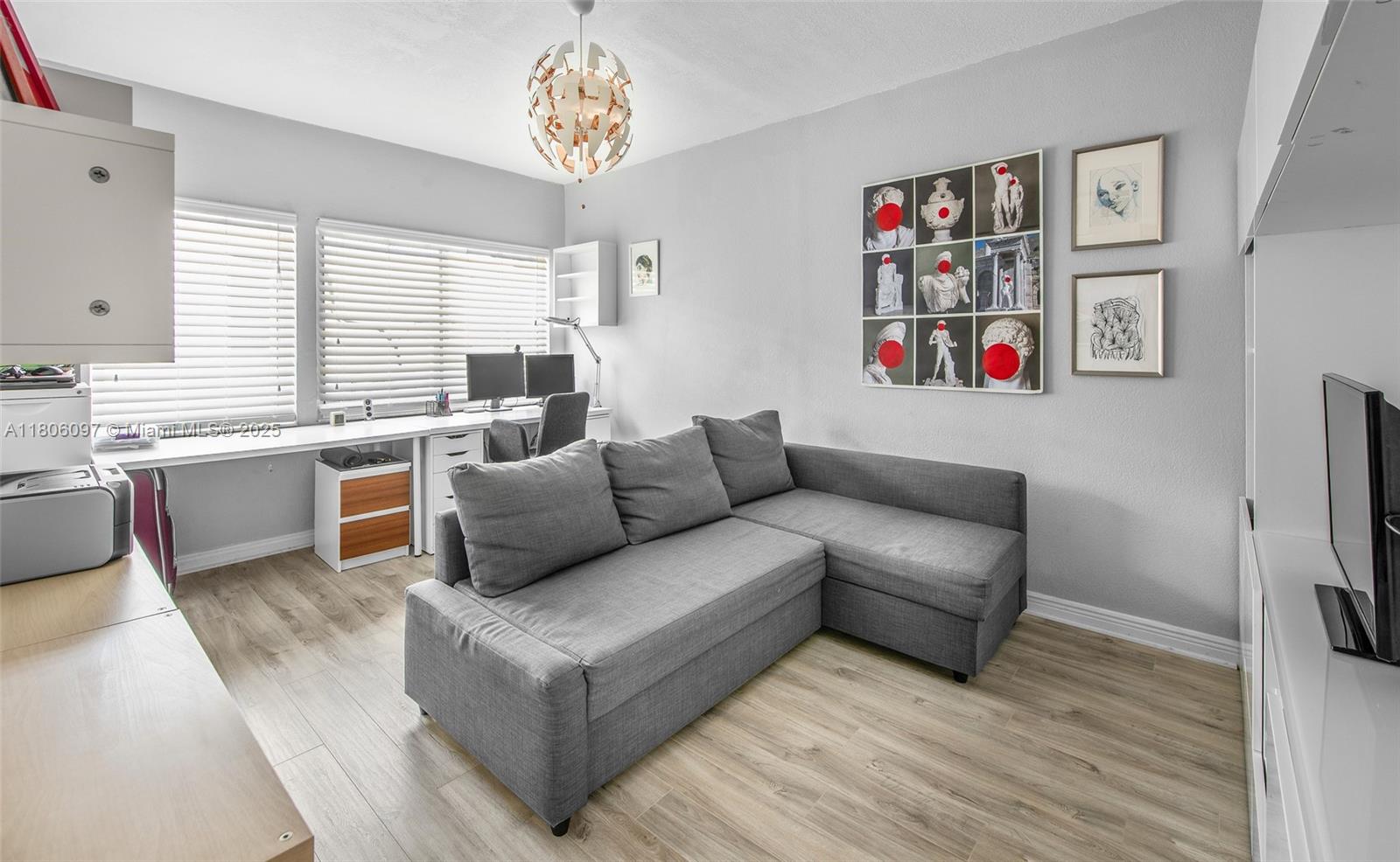 9057 Emerson Ave Surfside, FL 33154