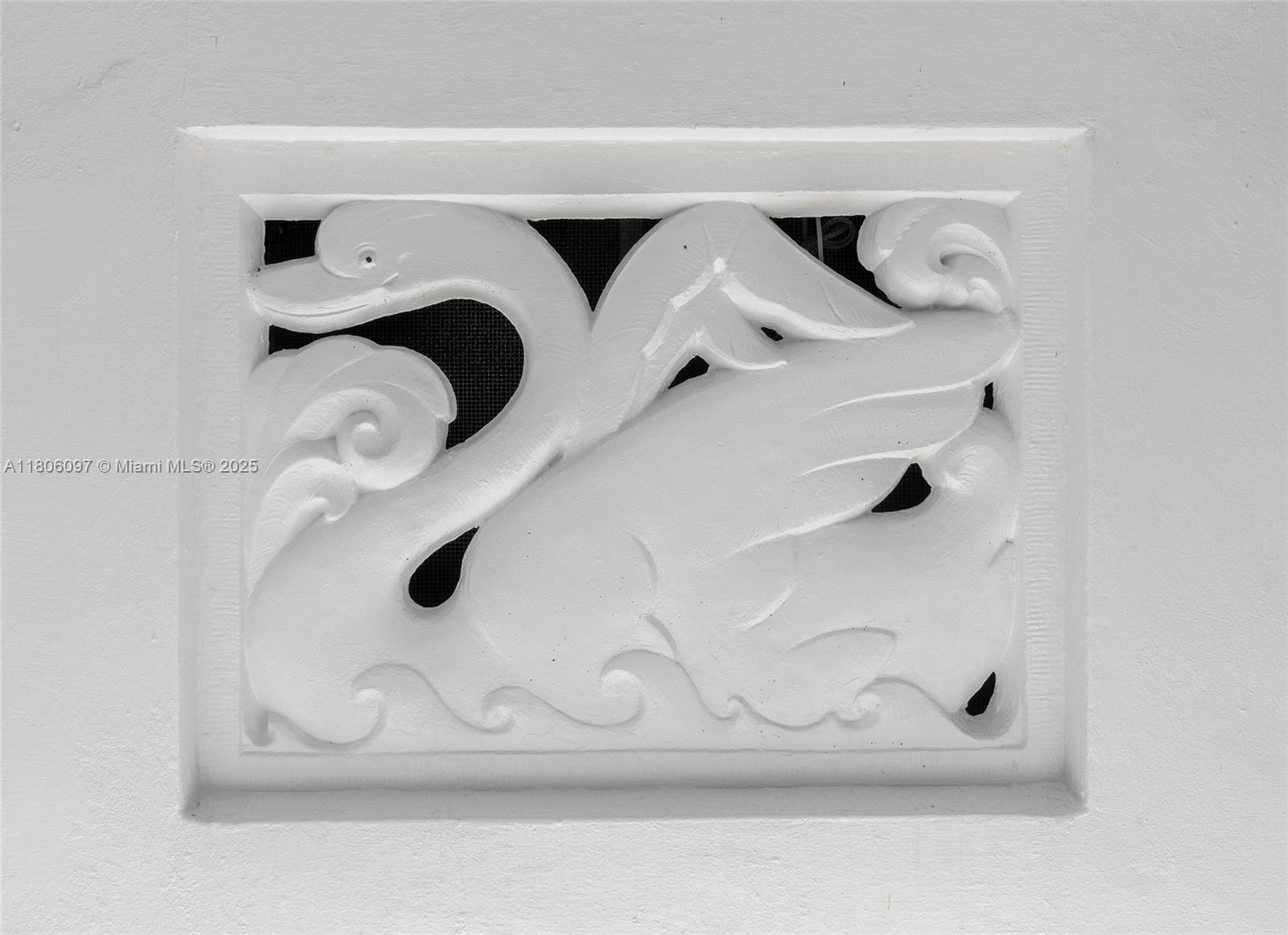 9057 Emerson Ave Surfside, FL 33154