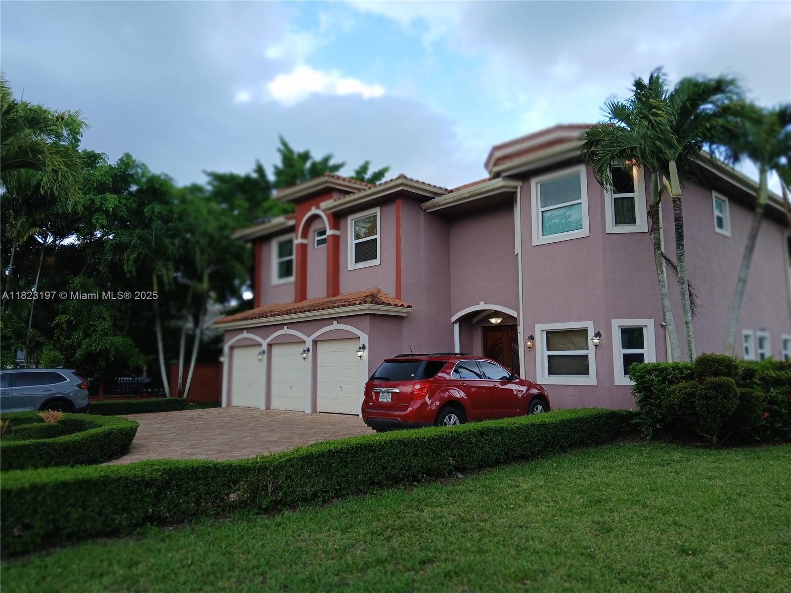 13190 NW 6th St,Miami, FL 33182