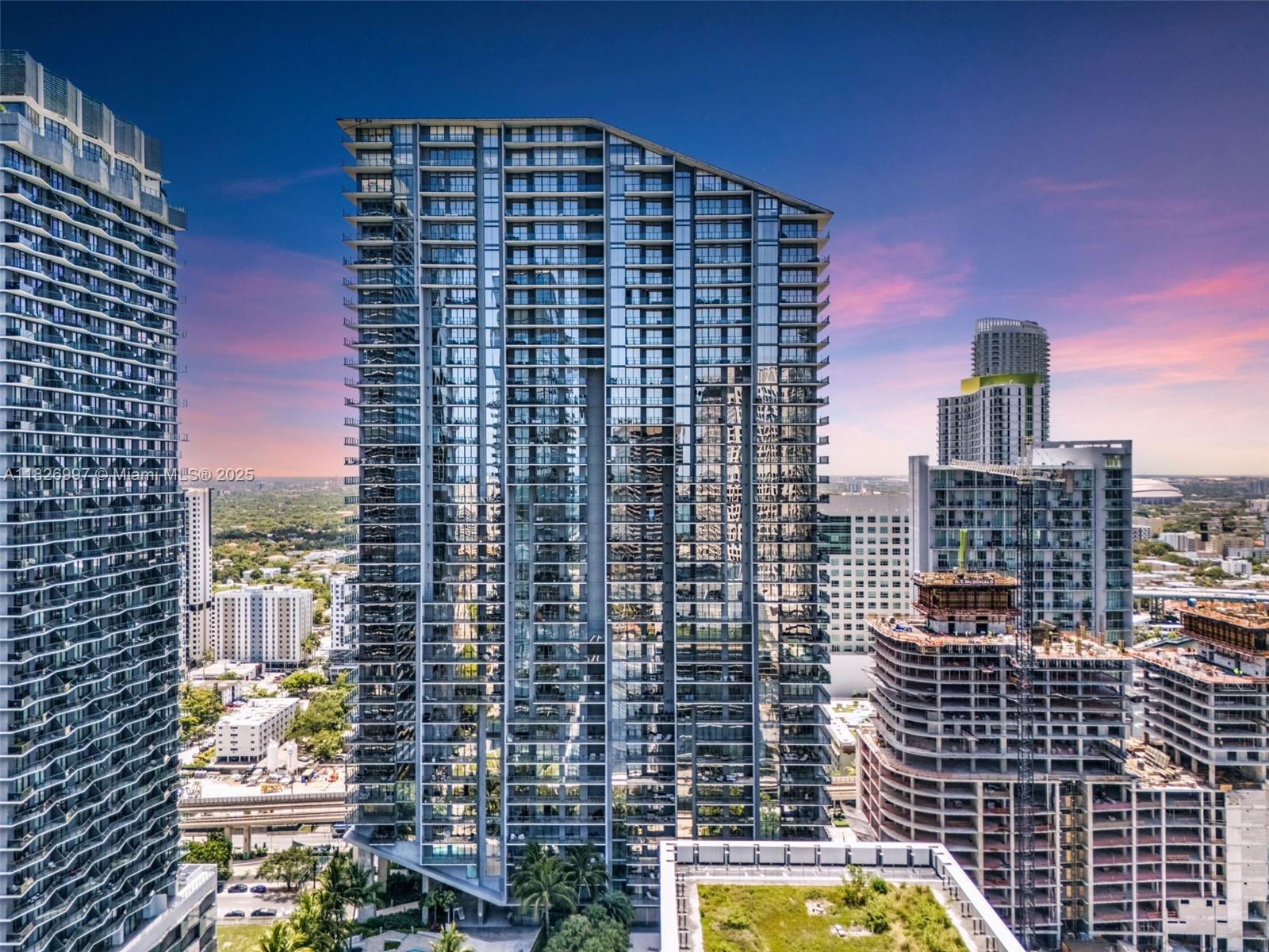 image Rise Condominium32