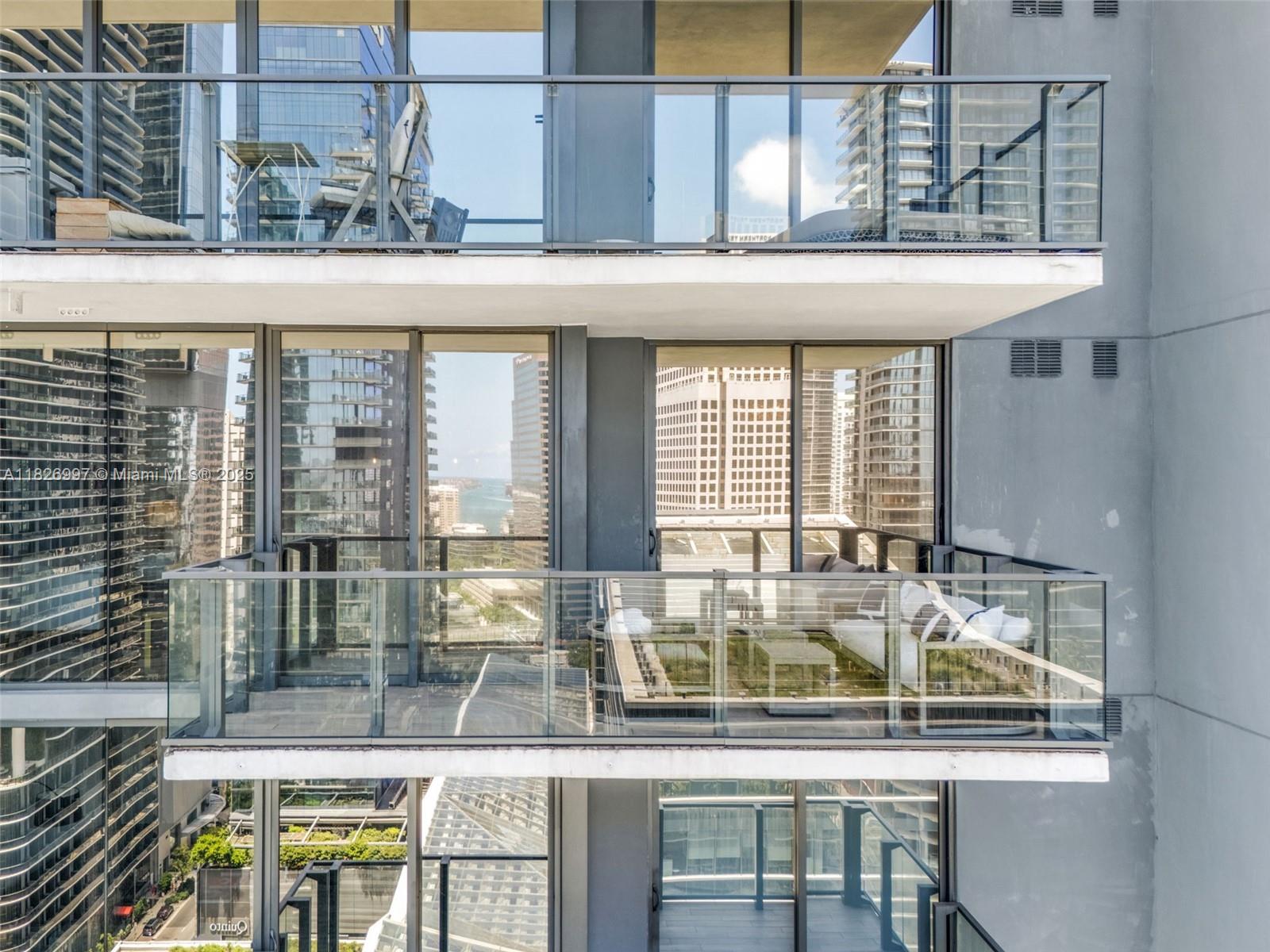 image Rise Condominium40