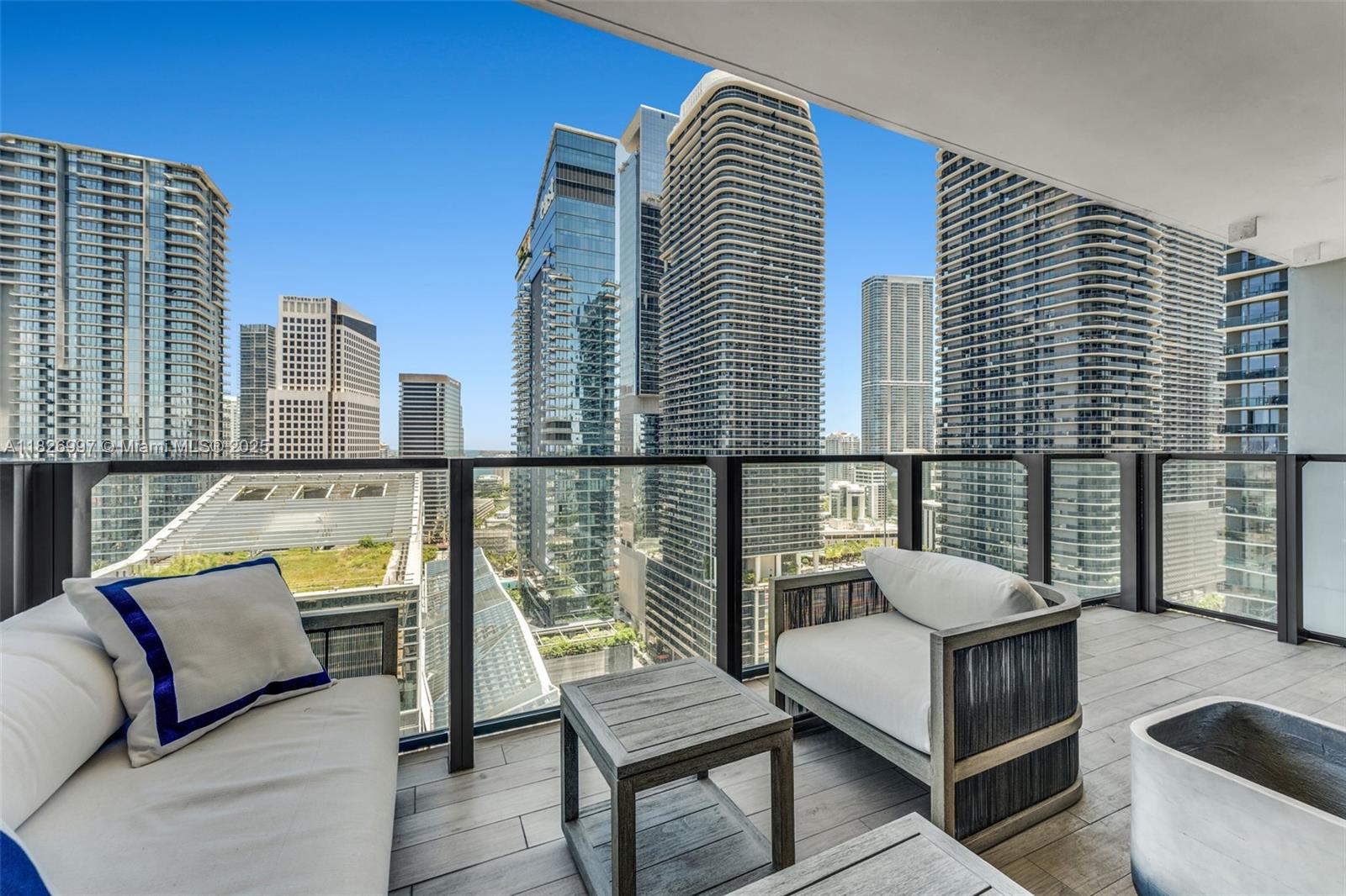 image Rise Condominium41
