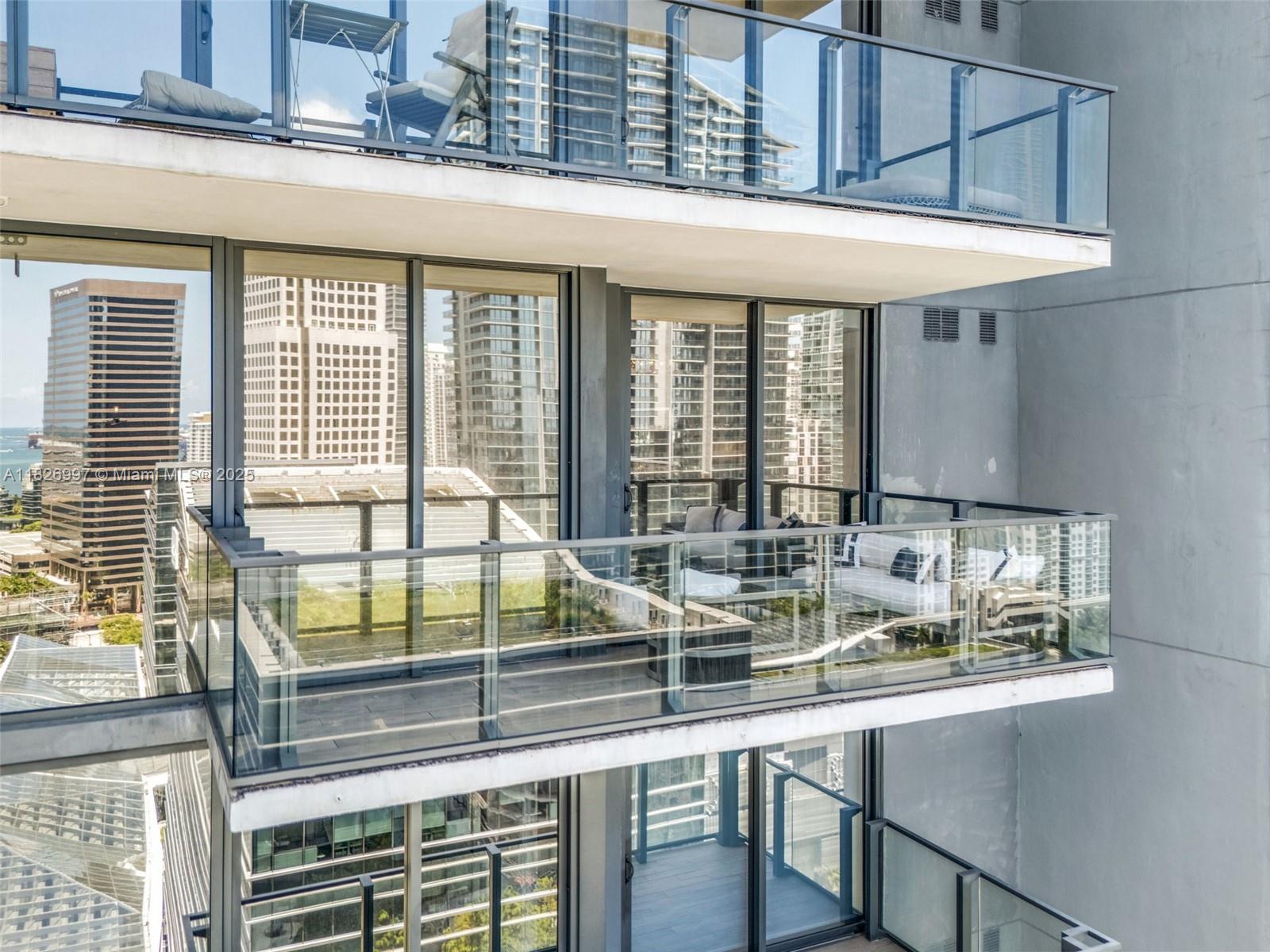image Rise Condominium5